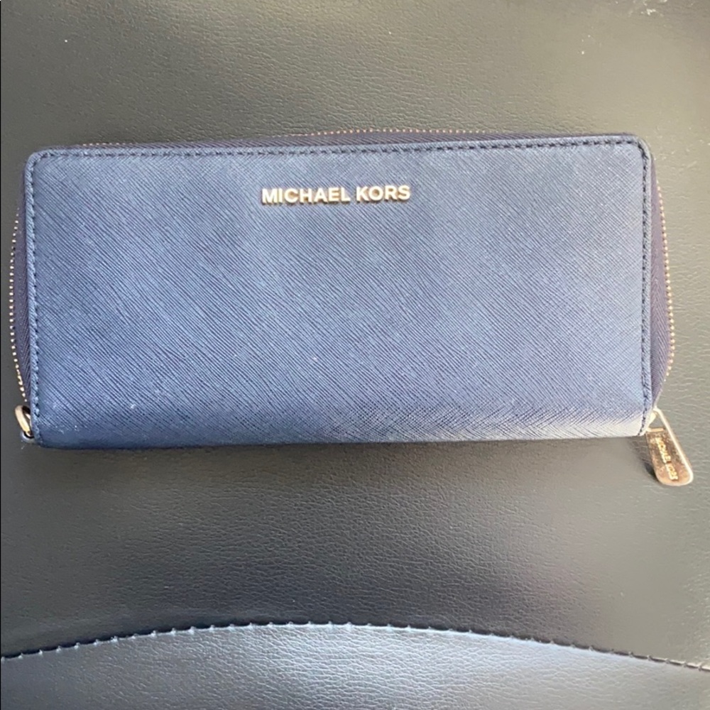 Michael Kors wristlet